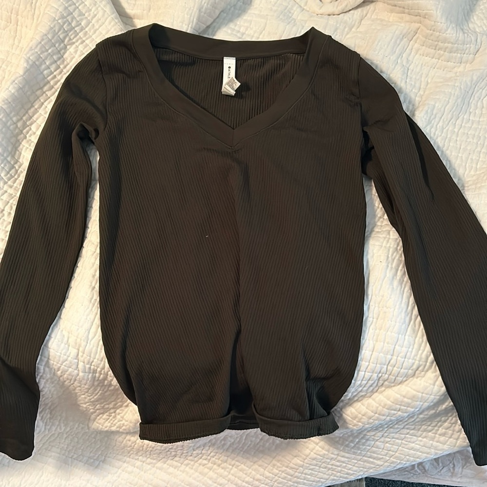 Athleta dark green long sleeve top